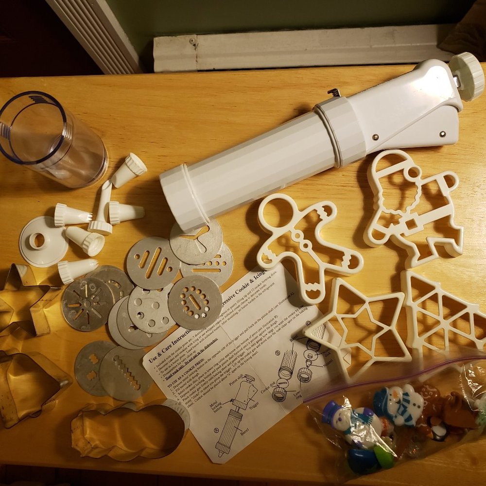 EUC Cookie Baking Bundle